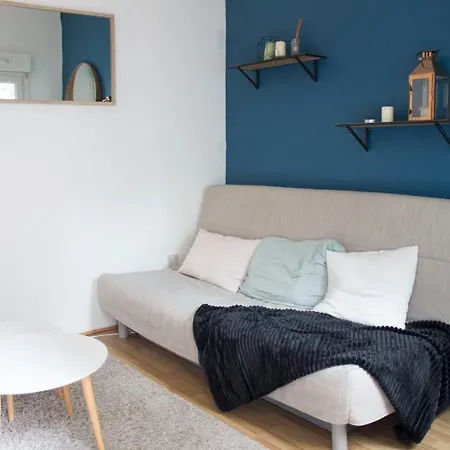 Cute Studio Close To Cambronne *
