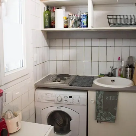 Cute Studio Close To Cambronne